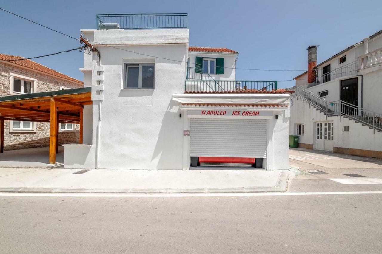 Apartments Nada Tribalj Exterior foto